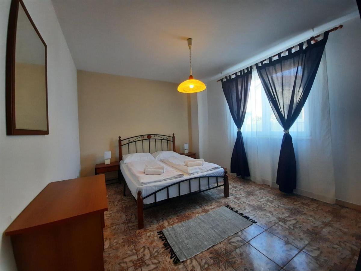 Villa Doris Yourcroatiaholiday Premantura Quarto foto